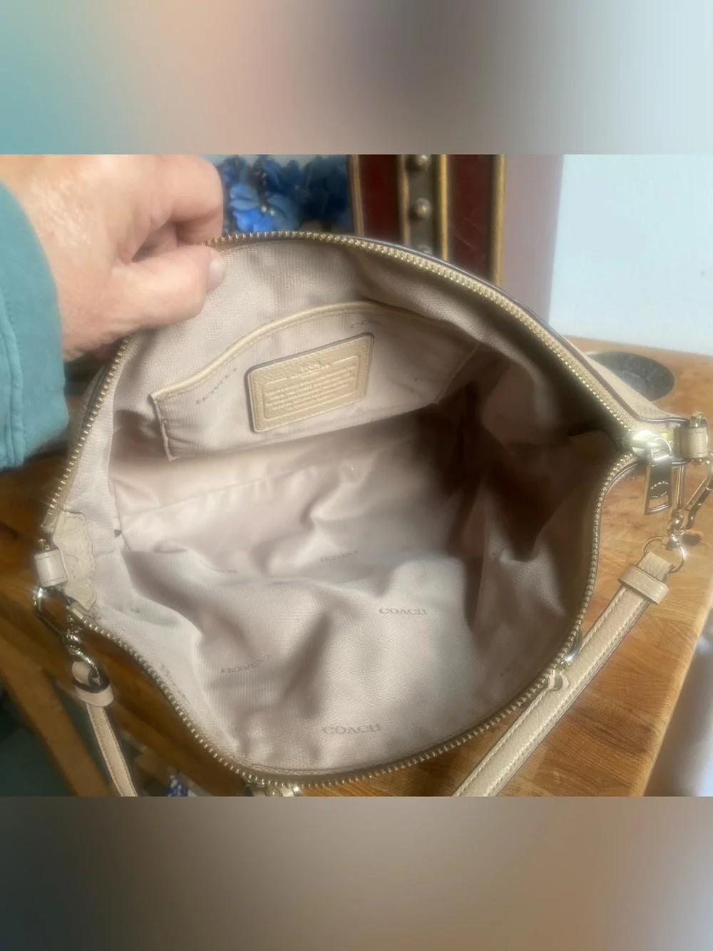 Coach Pebbled Leather Tote in Light Taupe EUC